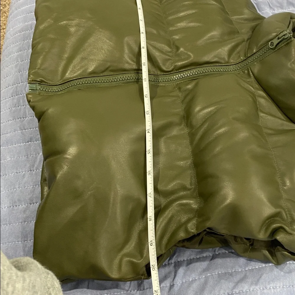 Olive Green Puffer Jacket - Picture 6 of 7